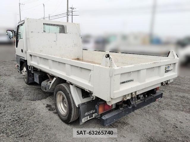 Isuzu ELF TRUCK 2018-03 7020402-4