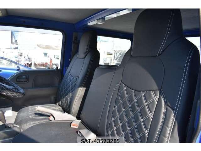 Isuzu ELF TRUCK 2021-03 7020406-27