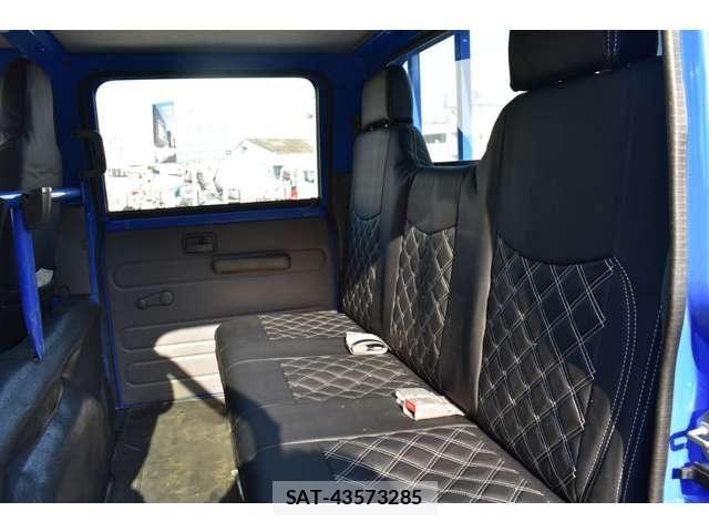 Isuzu ELF TRUCK 2021-03 7020406-28