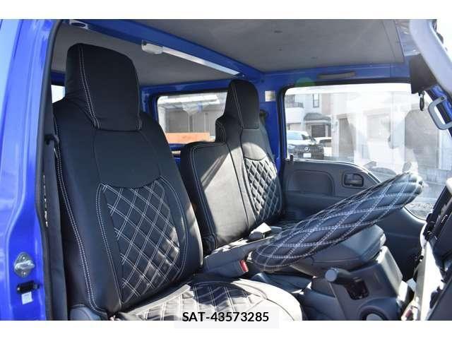 Isuzu ELF TRUCK 2021-03 7020406-4