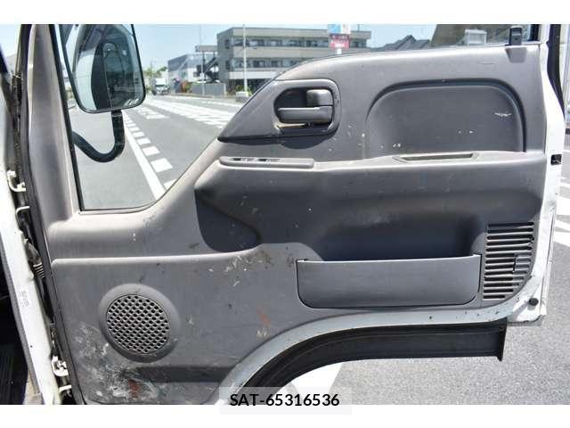 Isuzu ELF TRUCK 2010-05 7020403-7
