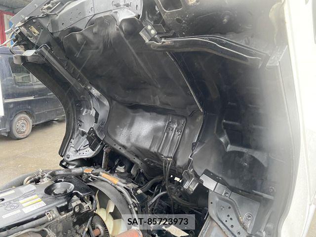 Isuzu ELF TRUCK 2014-05 7058397-10