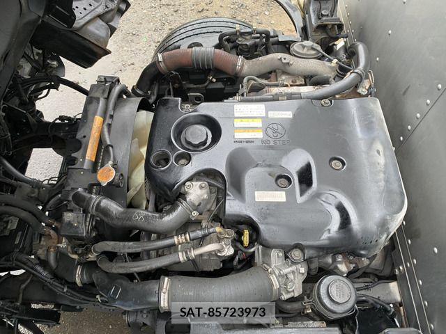 Isuzu ELF TRUCK 2014-05 7058397-11