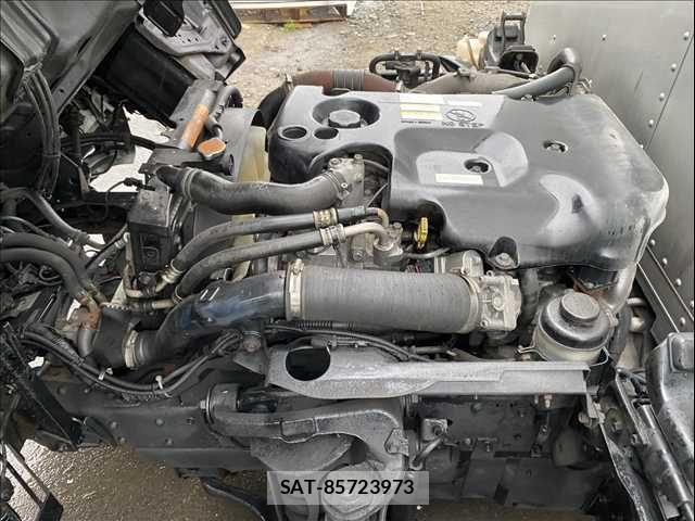 Isuzu ELF TRUCK 2014-05 7058397-25
