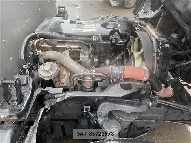 Isuzu ELF TRUCK 2014-05 7058397-29