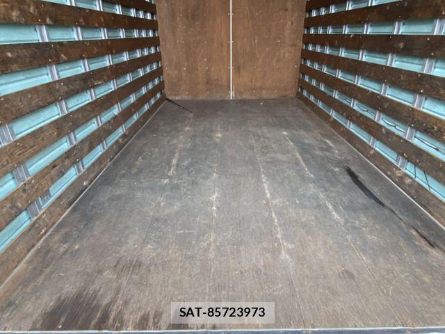 Isuzu ELF TRUCK 2014-05 7058397-4