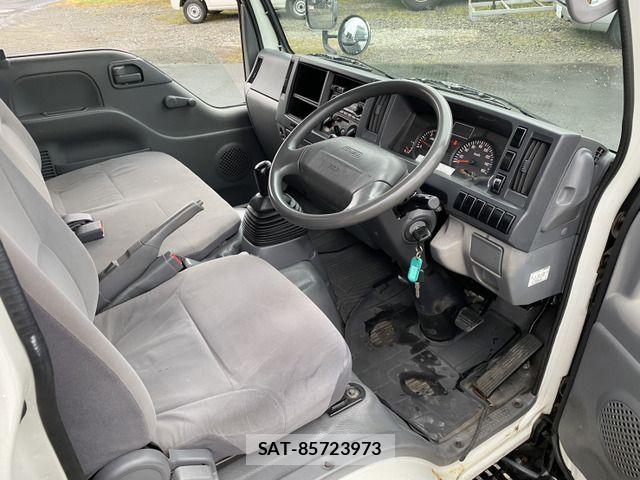 Isuzu ELF TRUCK 2014-05 7058397-6