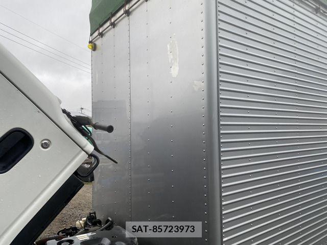 Isuzu ELF TRUCK 2014-05 7058397-8