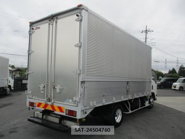 Isuzu ELF TRUCK 2012-07 7058392-9