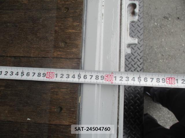 Isuzu ELF TRUCK 2012-07 7058392-25