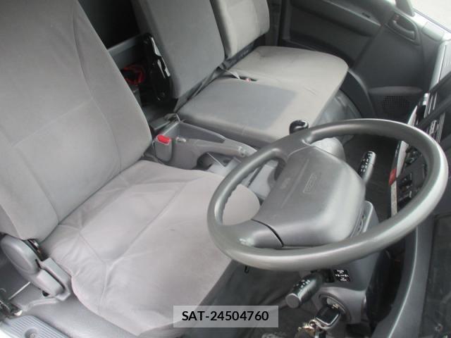 Isuzu ELF TRUCK 2012-07 7058392-28