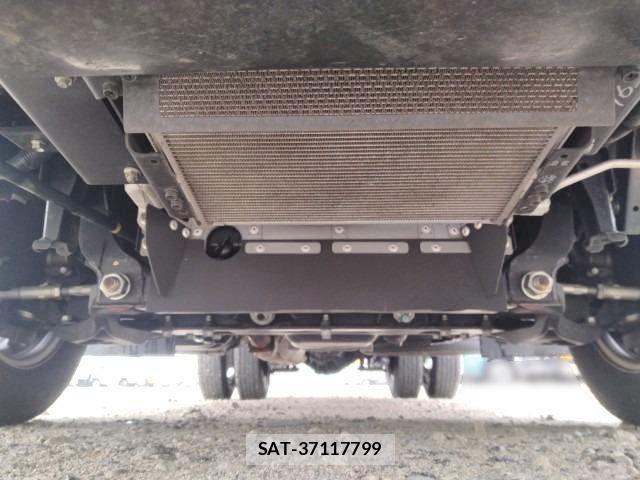 Isuzu ELF TRUCK 2021-04 7058393-17