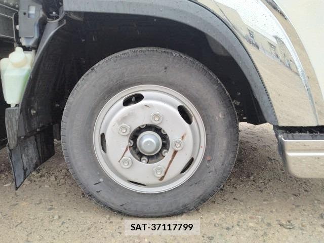 Isuzu ELF TRUCK 2021-04 7058393-23