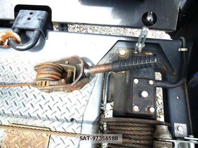 Isuzu ELF TRUCK 2019-02 7058389-22