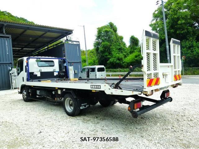 Isuzu ELF TRUCK 2019-02 7058389-5
