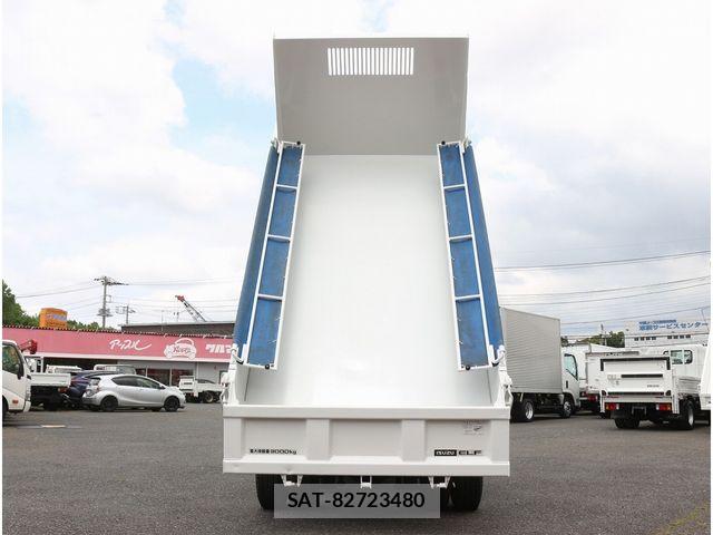 Isuzu ELF TRUCK 2018-02 7058390-15