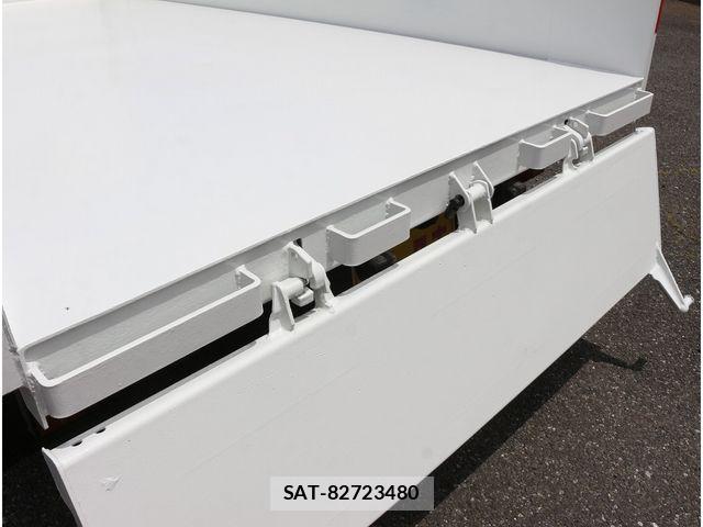 Isuzu ELF TRUCK 2018-02 7058390-8