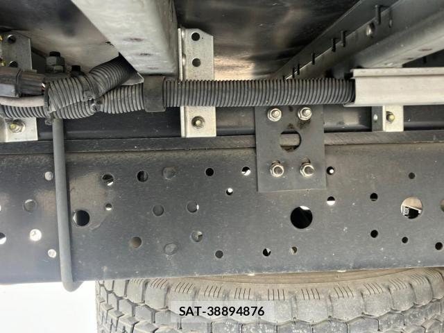 Isuzu ELF TRUCK 2019-11 7058388-13