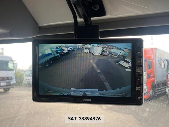 Isuzu ELF TRUCK 2019-11 7058388-21