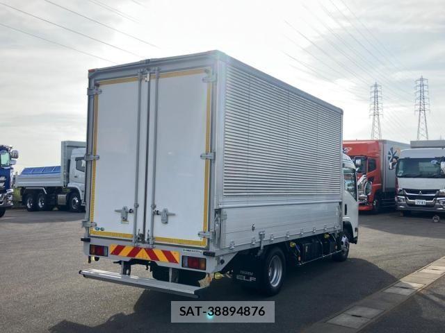Isuzu ELF TRUCK 2019-11 7058388-2
