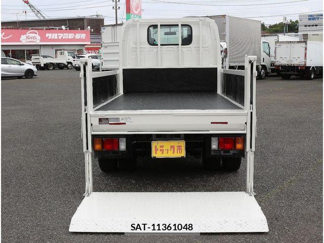 Isuzu ELF TRUCK 2019-03 7058391-9