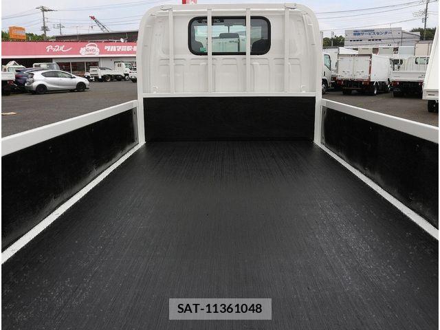 Isuzu ELF TRUCK 2019-03 7058391-10