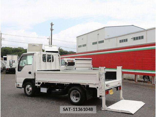 Isuzu ELF TRUCK 2019-03 7058391-12