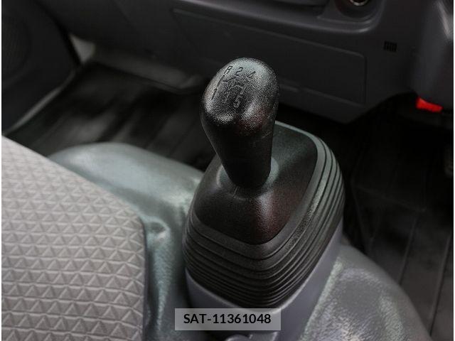 Isuzu ELF TRUCK 2019-03 7058391-24