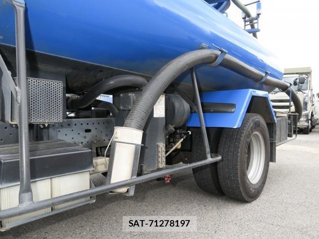 Isuzu ELF TRUCK 2020-04 7058387-11