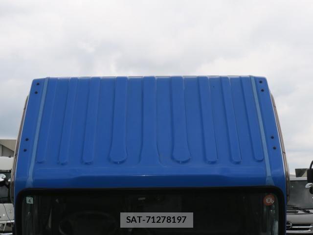 Isuzu ELF TRUCK 2020-04 7058387-16