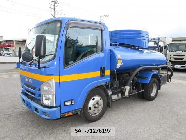 Isuzu ELF TRUCK 2020-04 7058387-1