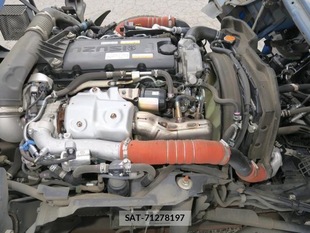 Isuzu ELF TRUCK 2020-04 7058387-22