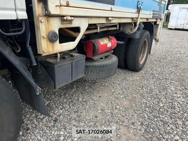 Isuzu ELF TRUCK 2004-01 7217950-19