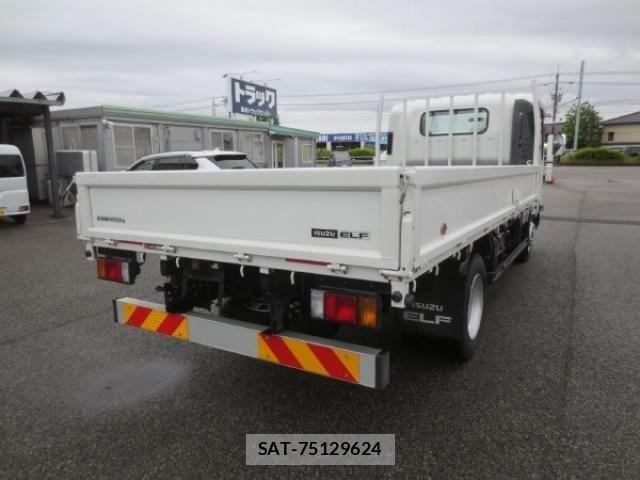 Isuzu ELF TRUCK 2018-05 7217994-3