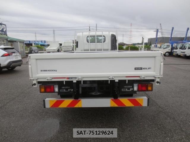 Isuzu ELF TRUCK 2018-05 7217994-6