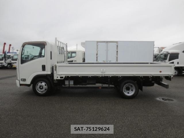 Isuzu ELF TRUCK 2018-05 7217994-8