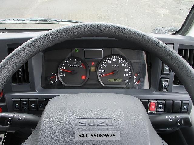 Isuzu ELF TRUCK 2018-02 7217989-7