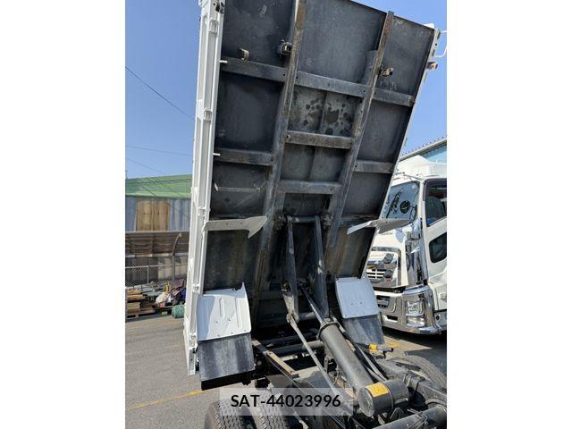 Isuzu ELF TRUCK 2014-11 7217970-7