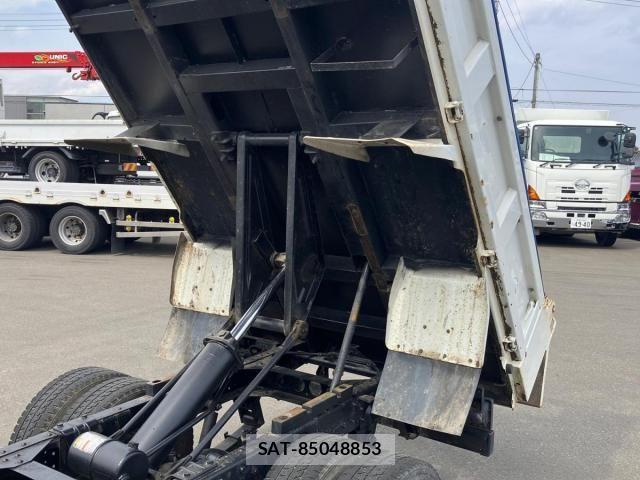 Isuzu ELF TRUCK 2018-03 7217991-12