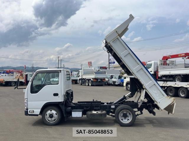 Isuzu ELF TRUCK 2018-03 7217991-4