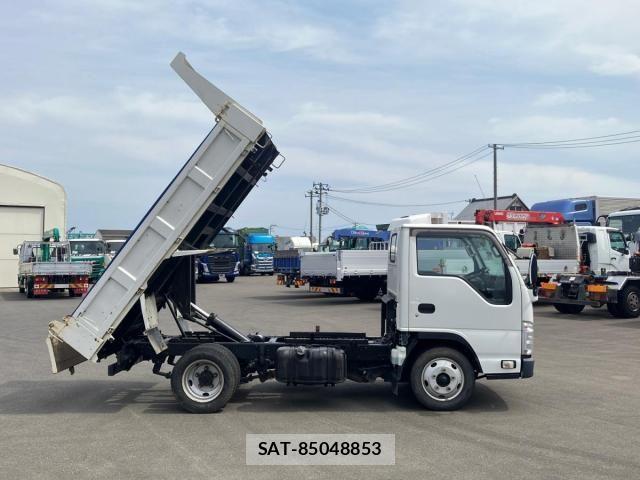 Isuzu ELF TRUCK 2018-03 7217991-5