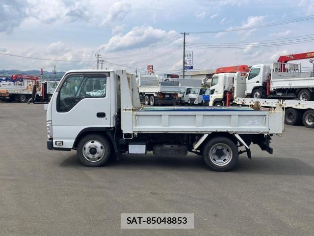 Isuzu ELF TRUCK 2018-03 7217991-6