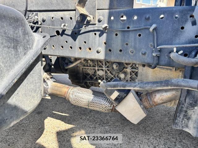Isuzu ELF TRUCK 2015-01 7217966-27