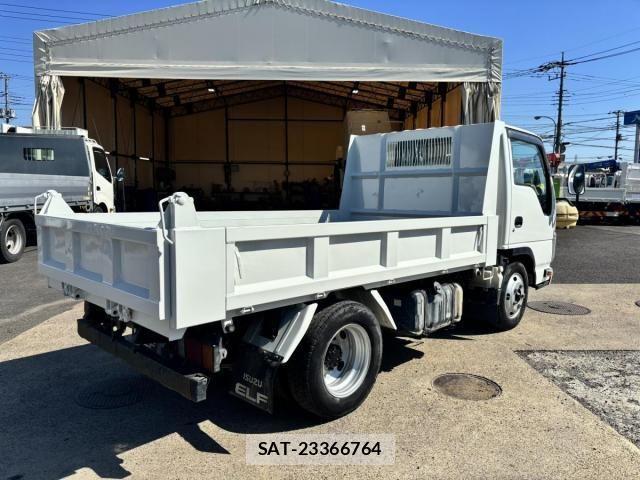 Isuzu ELF TRUCK 2015-01 7217966-4