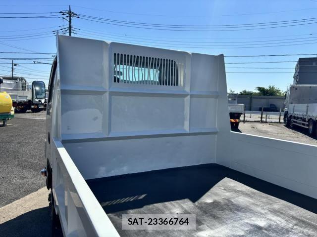 Isuzu ELF TRUCK 2015-01 7217966-8