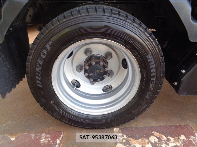 Isuzu ELF TRUCK 2018-02 7217987-23
