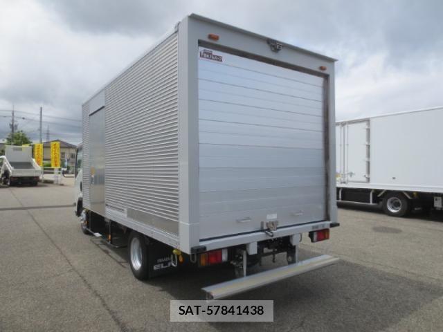 Isuzu ELF TRUCK 2019-03 7218021-4