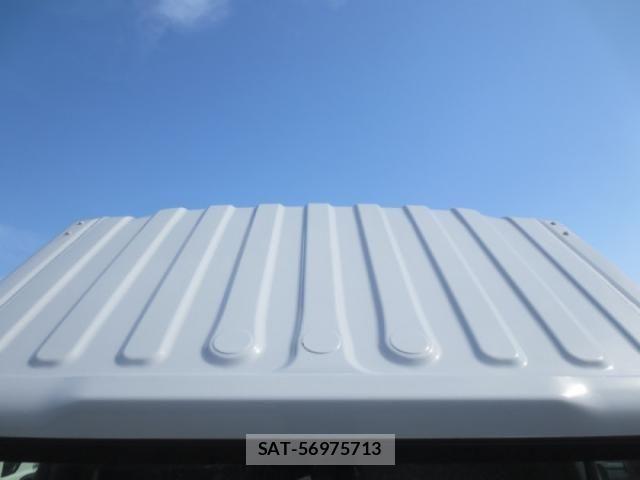 Isuzu ELF TRUCK 2020-05 7218038-21