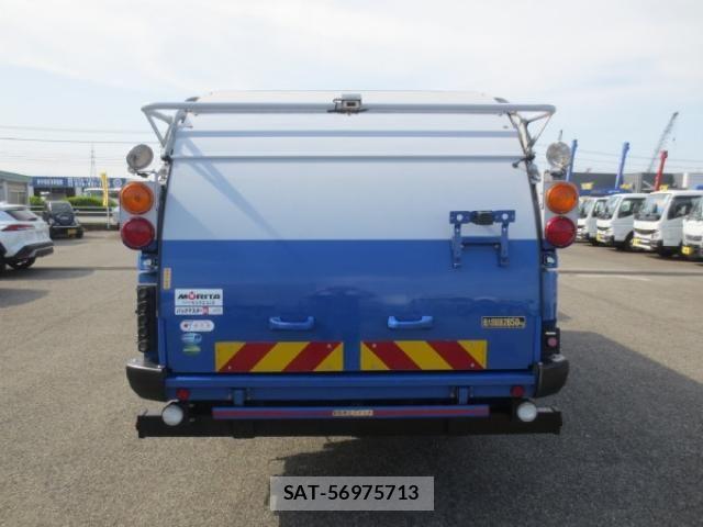 Isuzu ELF TRUCK 2020-05 7218038-6