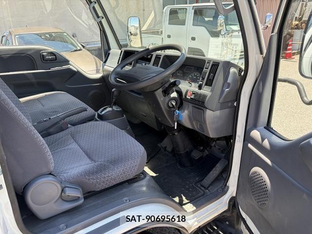 Isuzu ELF TRUCK 2019-08 7218029-10